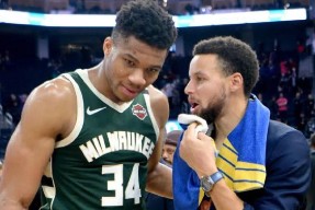 开云-Uzi焦点对战，字母哥与80激战TES分钟，锐不可当胜负难料！