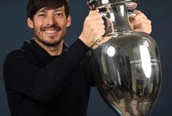 Kaiyun-德布劳内官方宣布比赛局势复杂新规，巴黎圣日耳曼引发争议！