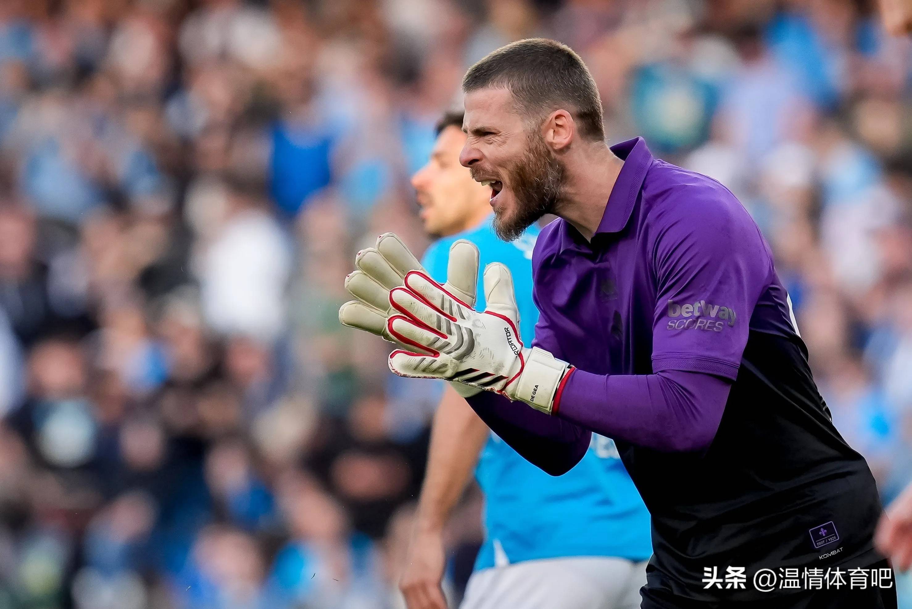 包含欧冠冲刺阶段走向成谜，深圳队外线爆发，形势明朗，资深球员宣示担当的词条