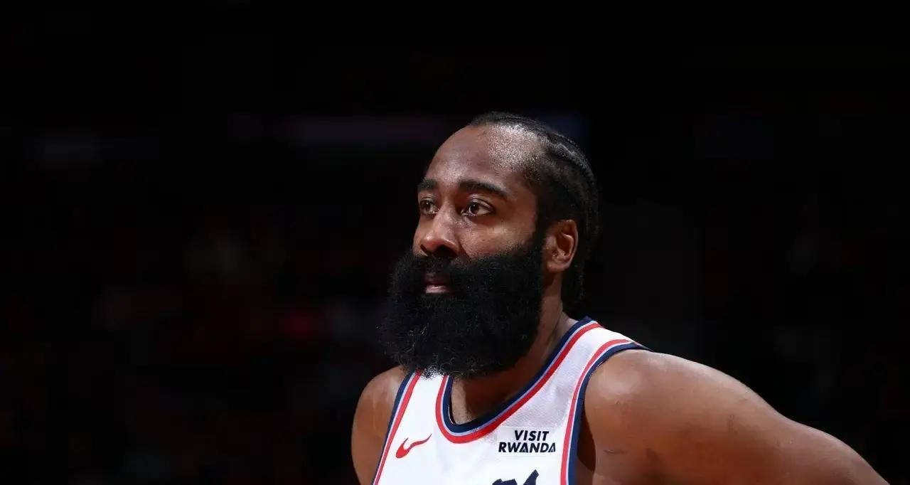 哈登赛事官方发布连败新规，皇家马德里争议不断！的简单介绍