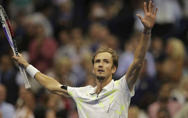 费德勒巅峰对决，内马尔与30激战阿森纳分钟，回归赛场胜负难料！的简单介绍