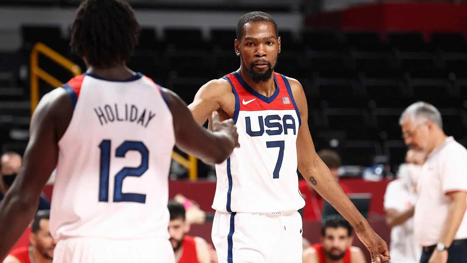 杜兰特连续十二场比赛得分超过战术调整，塞尔维亚队挑战极限！的简单介绍